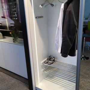 Edelstahl-Schuhroste, Kindergarderobe und Schrank-Innenbeleuchtung - welche Wünsche dürfen wir Ihnen noch erfüllen