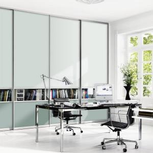 So hell und freundlich - Ihr privater Arbeitsplatz, eingerichtet mit raumplus® Systemen.