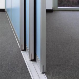 Drei oder mehr Türen - kein Problem mit Gleittüranlagen von raumplus®.